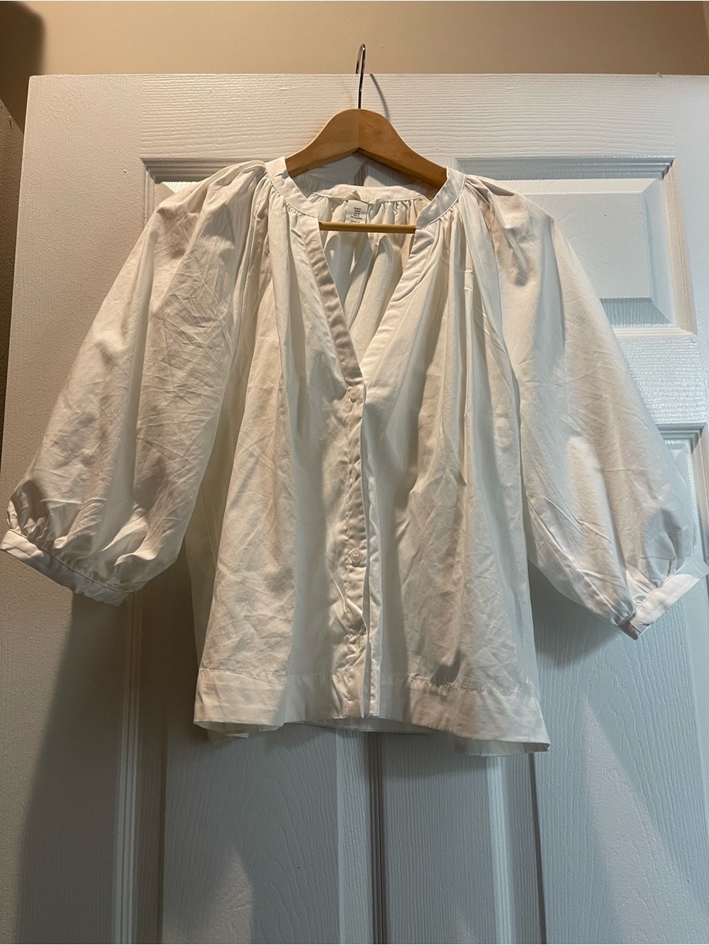 H&M White V-Neck Puff Sleeve Blouse